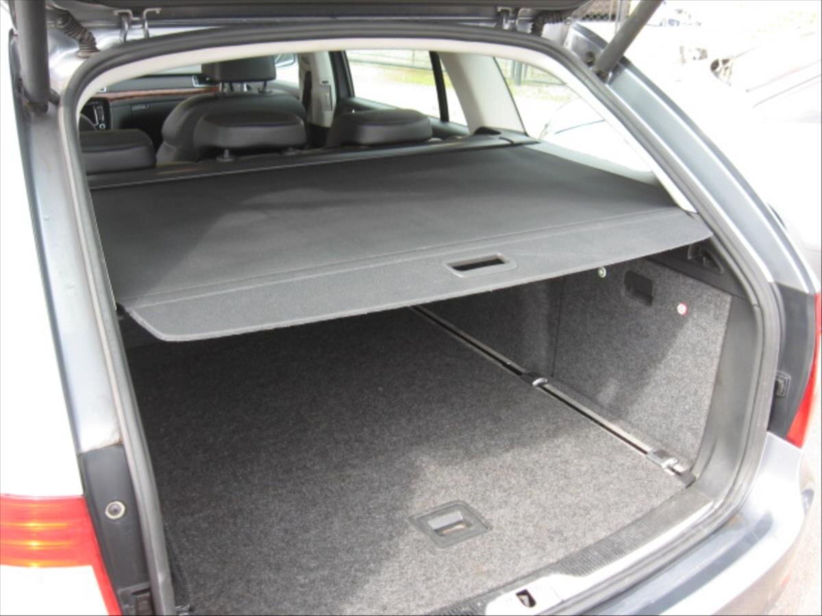 Škoda Superb Kombi 2,0 l 125 kw