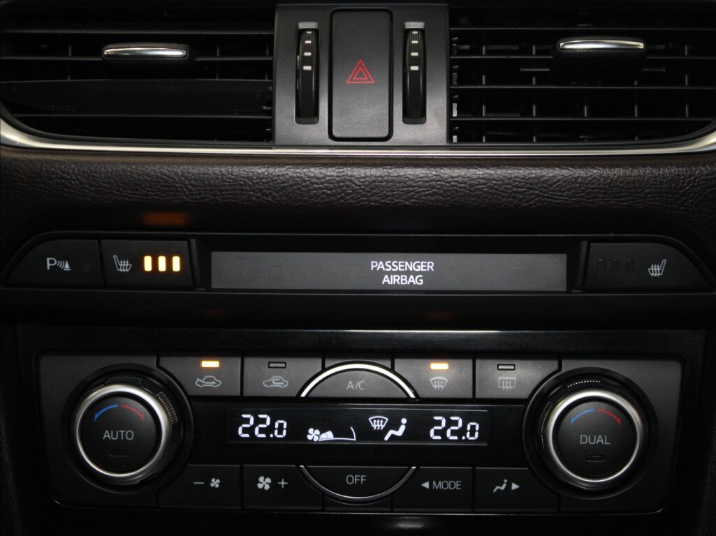 Mazda 6 Sedan / Limuzína 2,2 l 129 kw