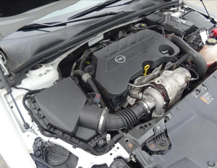 Opel Insignia Kombi 2,0 l 125 kw