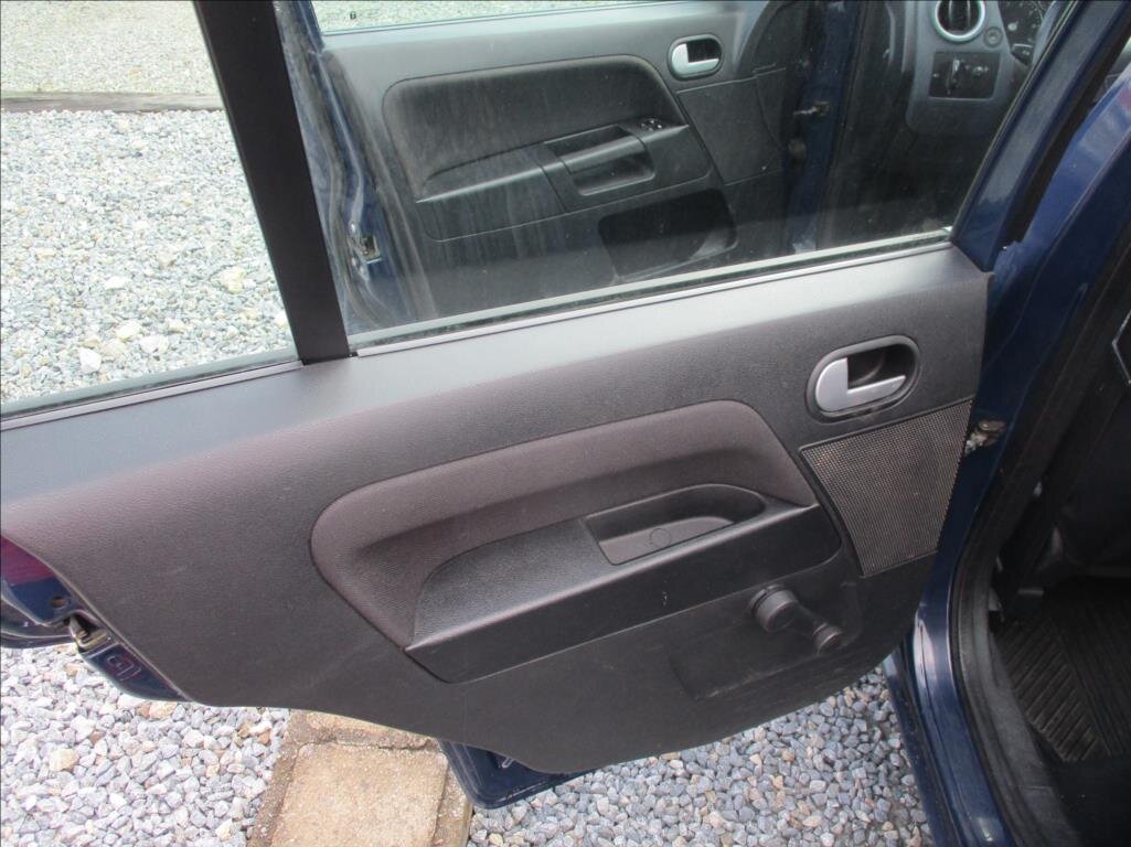 Ford Fusion Kombi 1,4 l 59 kw