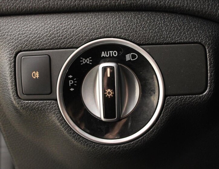 Mercedes-Benz CLA Kombi 2,1 l 100 kw