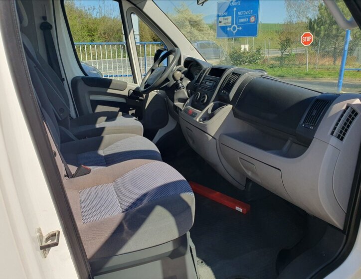 Peugeot Boxer Kombi 3,0 l 115 kw