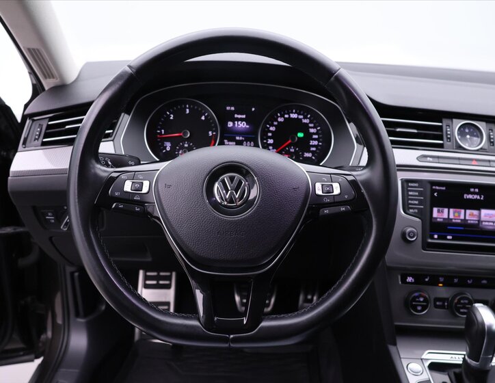 Volkswagen Passat Kombi 2,0 l 140 kw