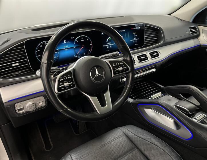 Mercedes-Benz GLE 9