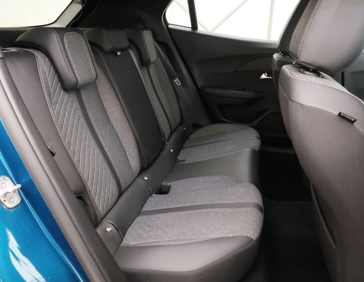 Peugeot 2008 SUV / Terénní 1,2 l 74 kw