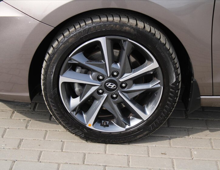 Hyundai i30 Liftback 1,5 l 117 kw