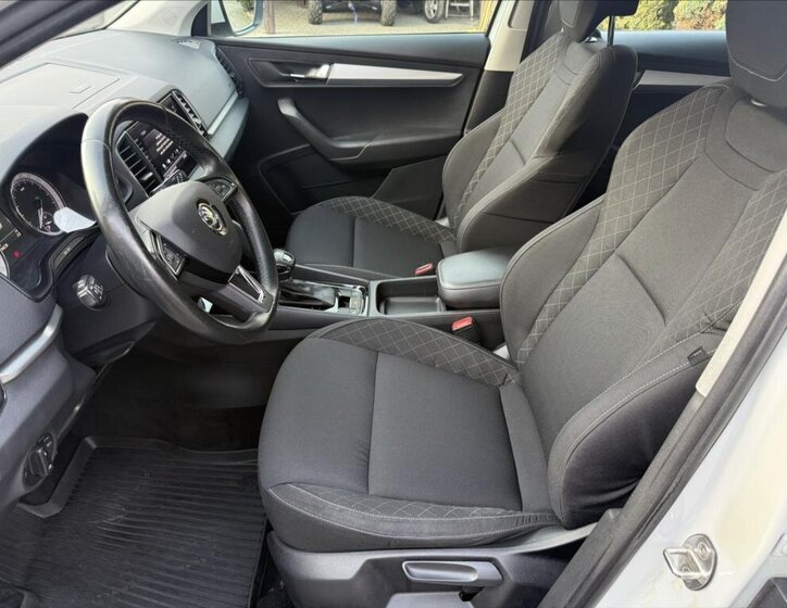 Škoda Karoq SUV / Terénní 1,6 l 85 kw
