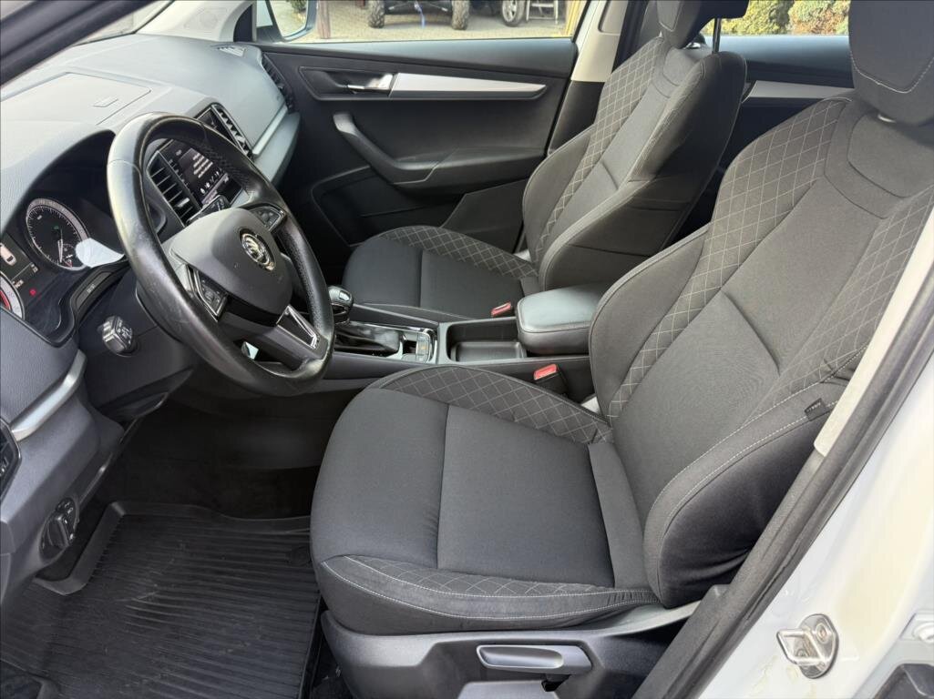Škoda Karoq SUV / Terénní 1,6 l 85 kw