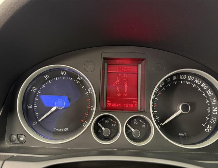 Volkswagen Golf Kombi 3,2 l 184 kw