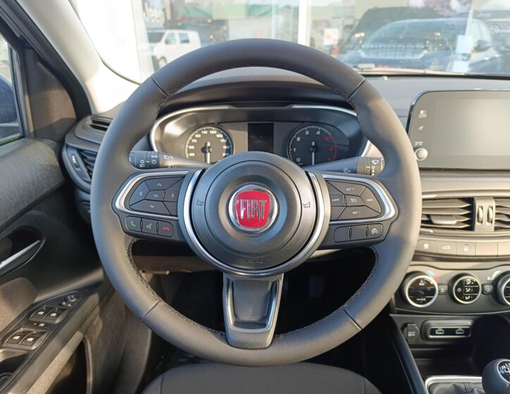 Fiat Tipo Sedan / Limuzína 1,6 l 96 kw