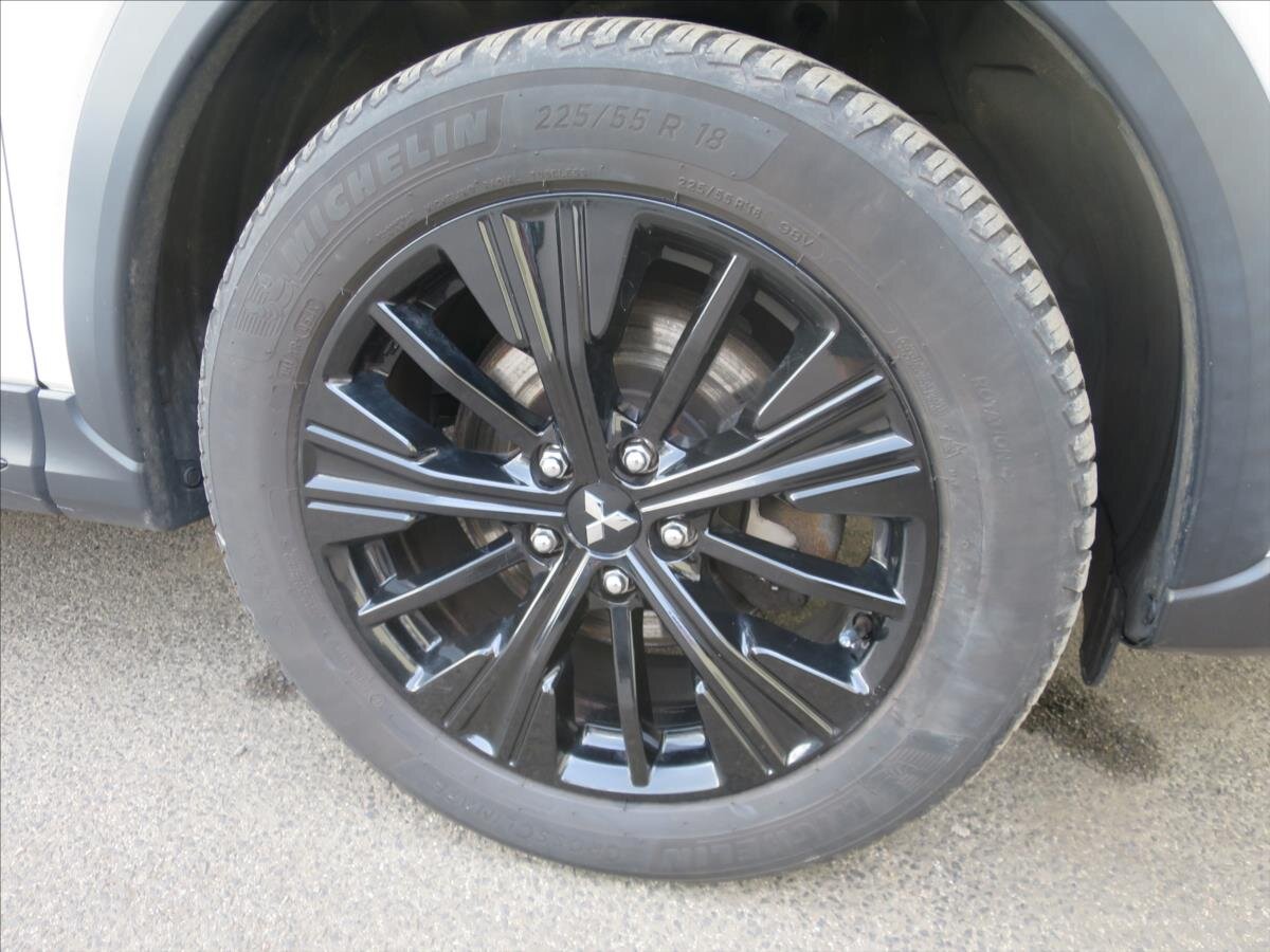 Mitsubishi Eclipse Cross SUV / Terénní 2,3 l 109 kw