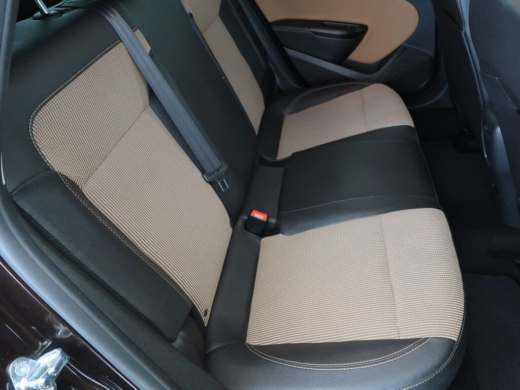 Opel Astra Sedan / Limuzína 1,6 l 100 kw