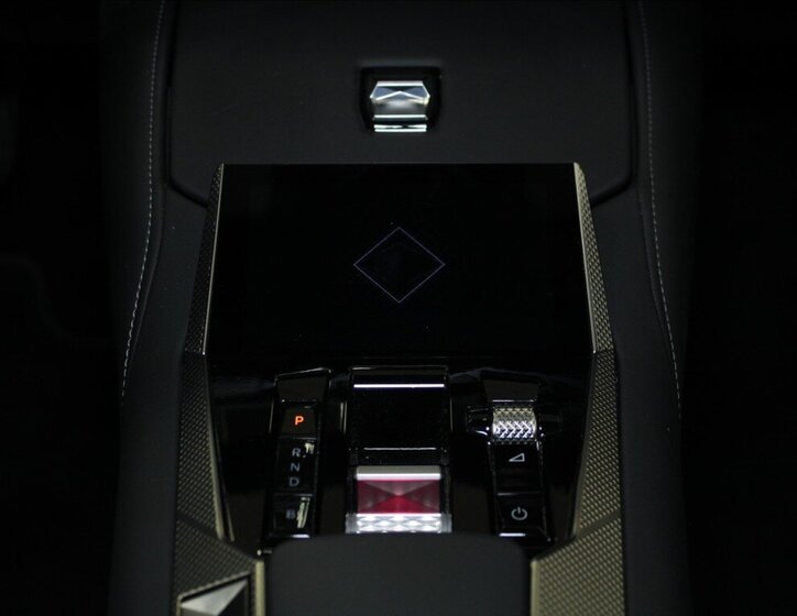 DS Automobiles DS4 SUV / Terénní 1,6 l 165 kw