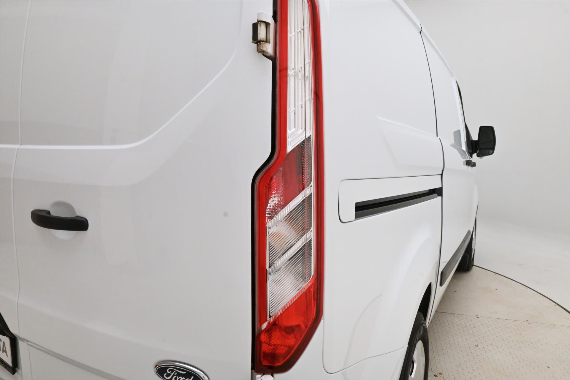 Ford Transit Custom Skříň 2,0 l 96 kw