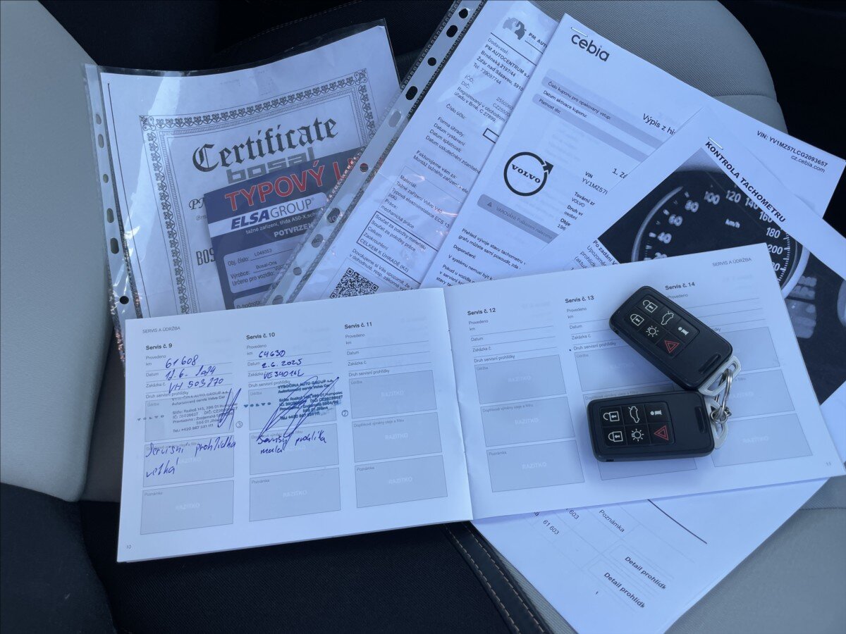 Volvo V40 Hatchback 2,0 l 140 kw