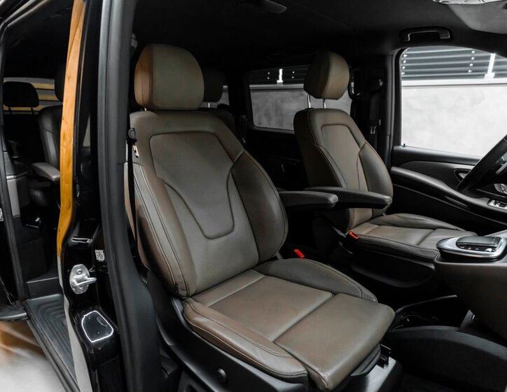 Mercedes-Benz Třídy V VAN-Minibus 2,0 l 174 kw