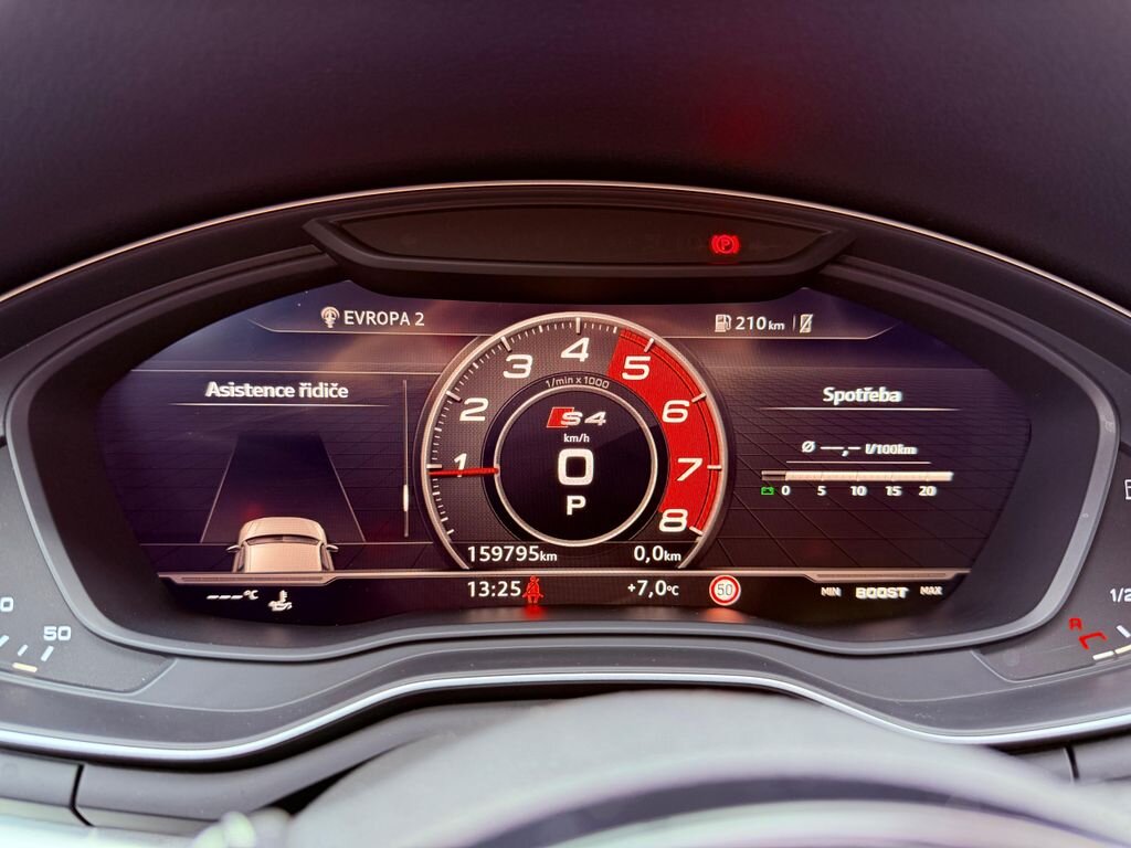 Audi A4 Kombi 2,0 l 110 kw