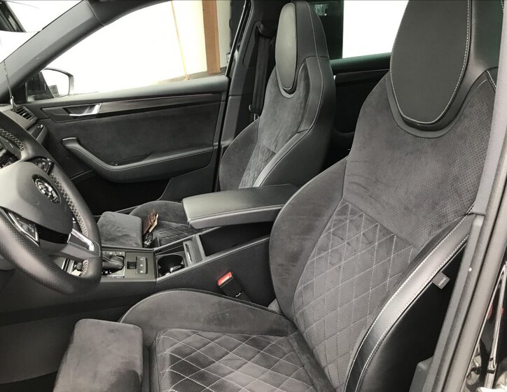 Škoda Superb Kombi 2,0 l 200 kw