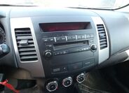 Citroën C-Crosser 22