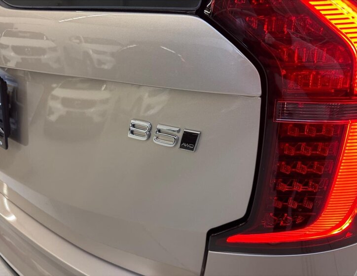 Volvo XC90 SUV 2,0 l 184 kw