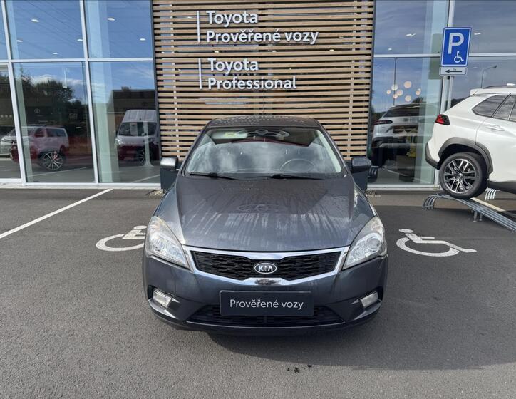 KIA Ceed 4
