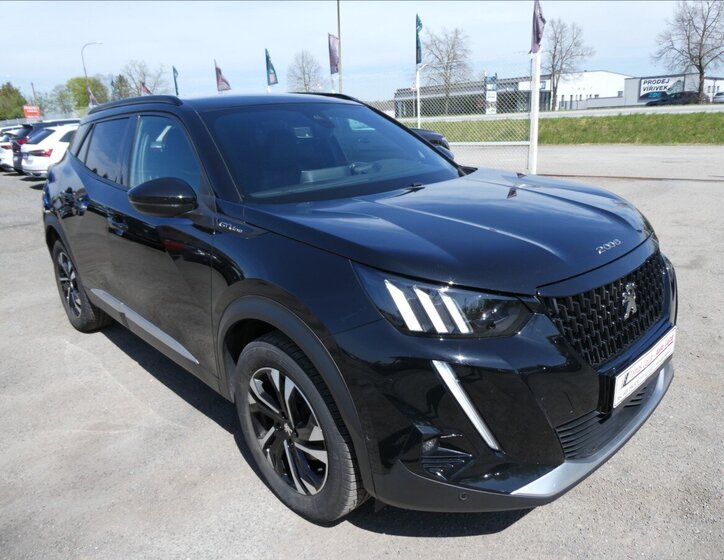 Peugeot 2008 SUV / Terénní 1,2 l 96 kw