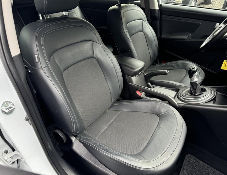 KIA Sportage SUV / Terénní 2,0 l 135 kw