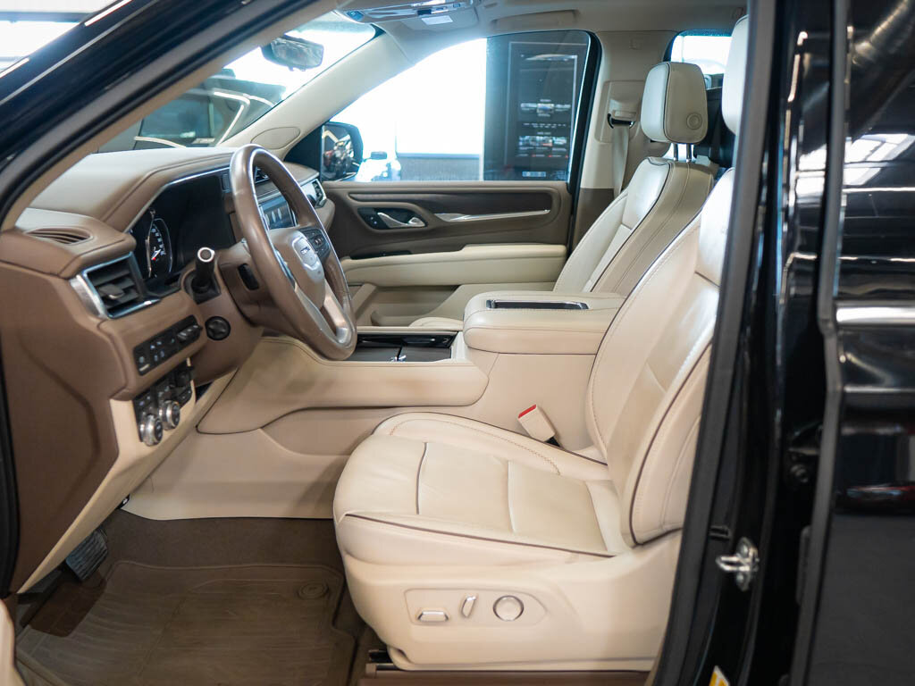 GMC Yukon SUV / Terénní 6,2 l 313 kw