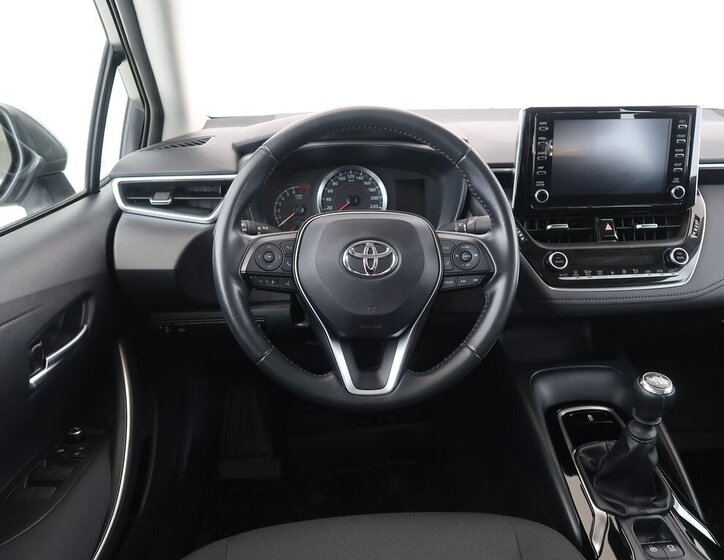 Toyota Corolla Sedan 1,5 l 92 kw