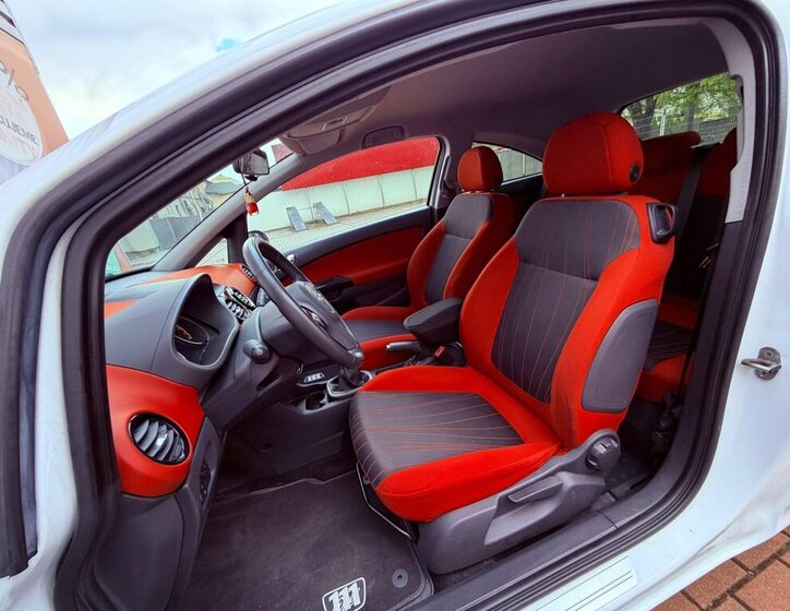 Opel Corsa Hatchback 1,2 l 63 kw