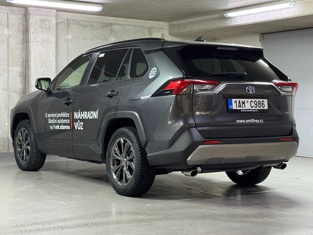 Toyota RAV4 SUV 2,5 l 163 kw