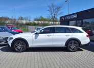 Mercedes-Benz Třídy E Kombi 2,0 l 143 kw