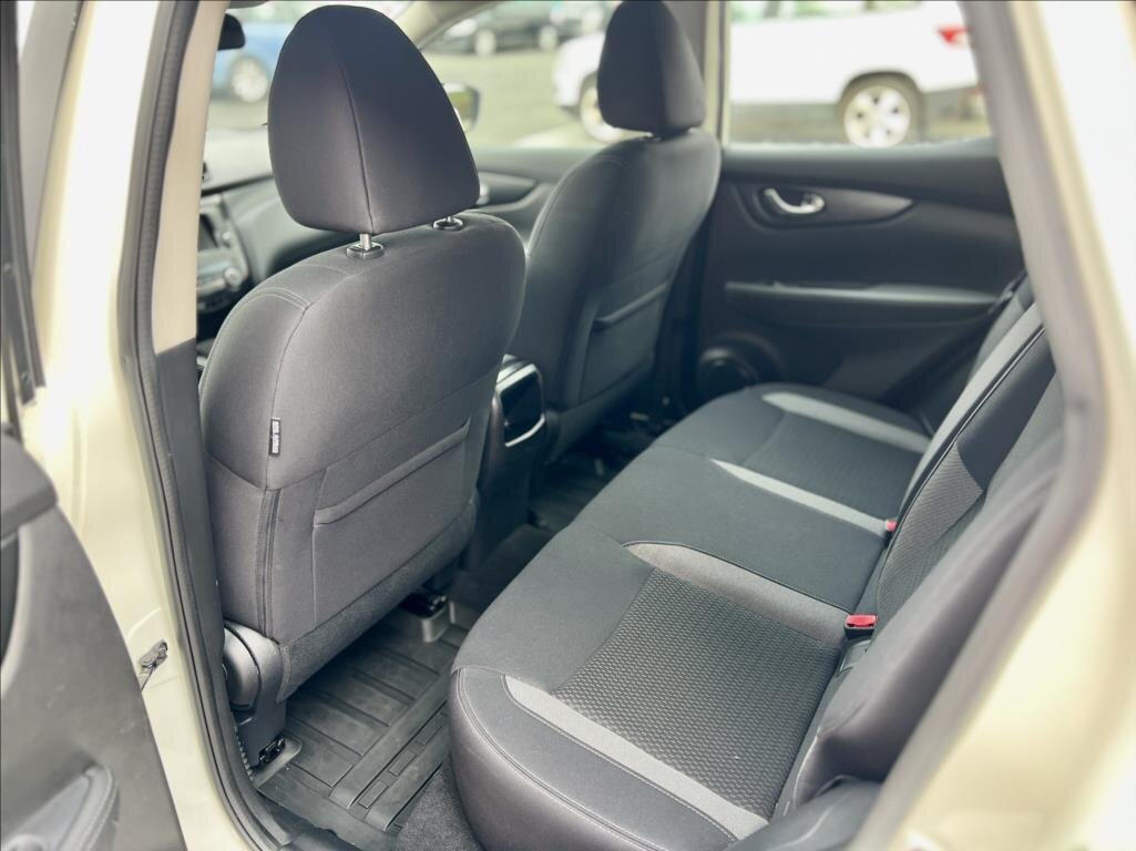 Nissan Qashqai SUV / Terénní 1,5 l 85 kw