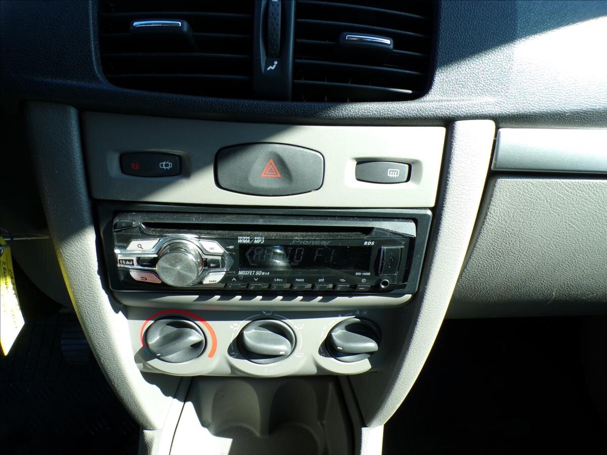 Renault Thalia Sedan / Limuzína 1,1 l 55 kw