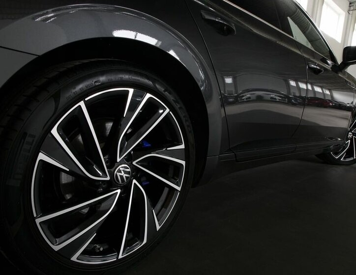 Volkswagen Arteon Kombi 2,0 l 235 kw