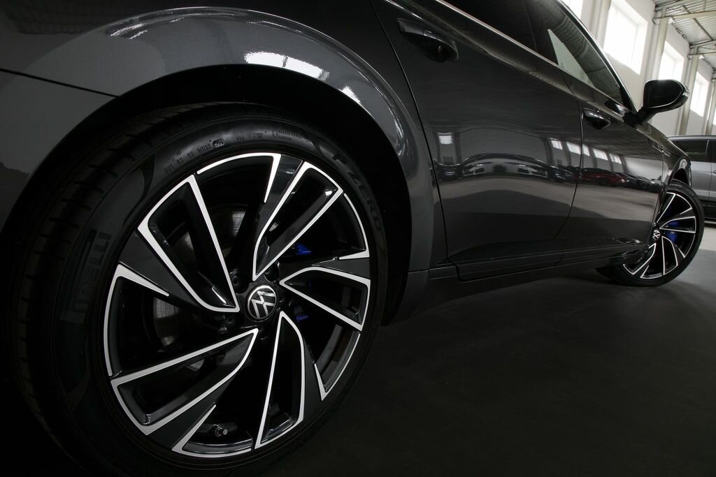 Volkswagen Arteon Kombi 2,0 l 235 kw