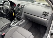 Volkswagen Golf 28
