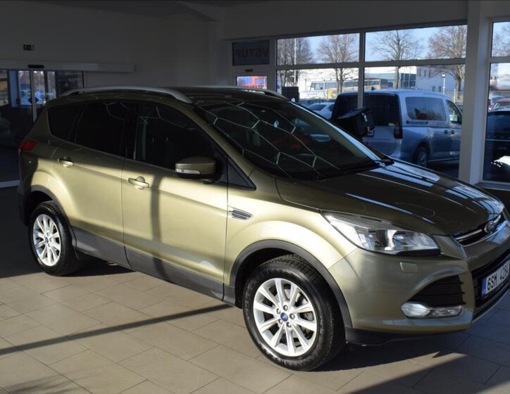 Ford Kuga SUV 1,5 l 110 kw