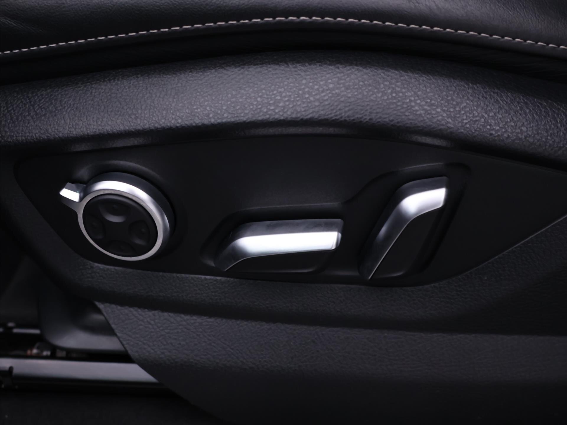 Audi Q7 SUV / Terénní 3,0 l 200 kw