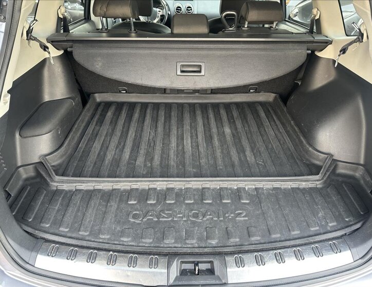 Nissan Qashqai Hatchback 2,0 l 104 kw