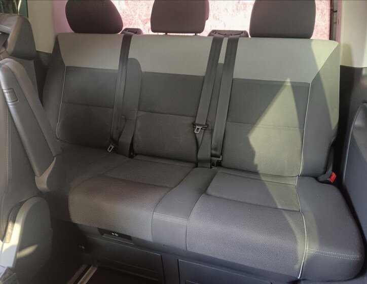 Volkswagen Multivan MPV 2,0 l 75 kw