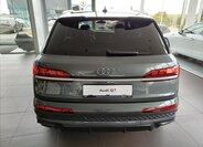 Audi Q7 5