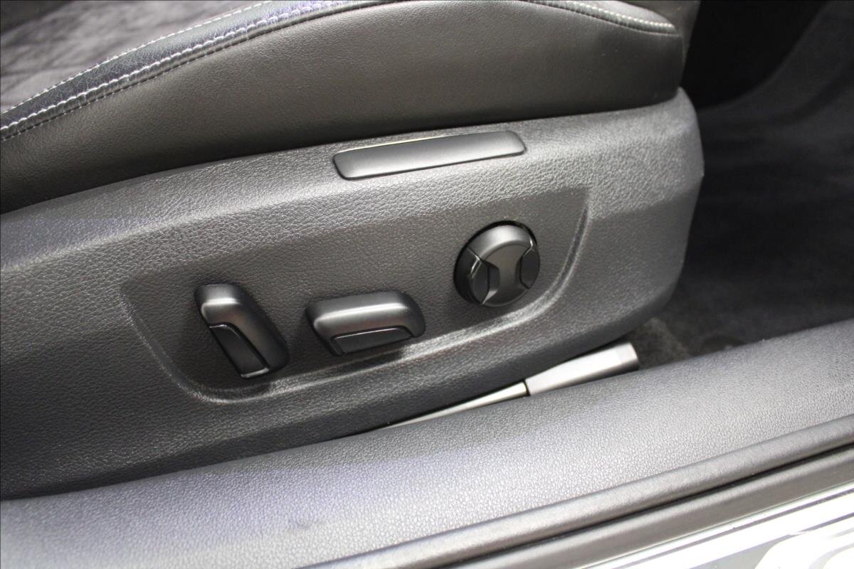 Škoda Superb Kombi 2,0 l 110 kw