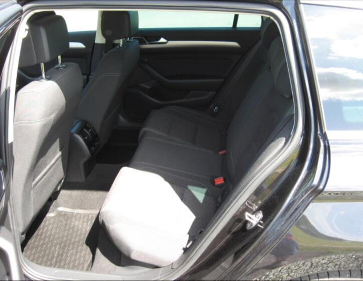 Volkswagen Passat 10