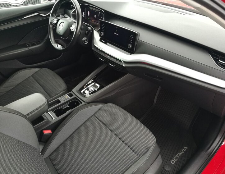 Škoda Octavia Kombi 2,0 l 85 kw