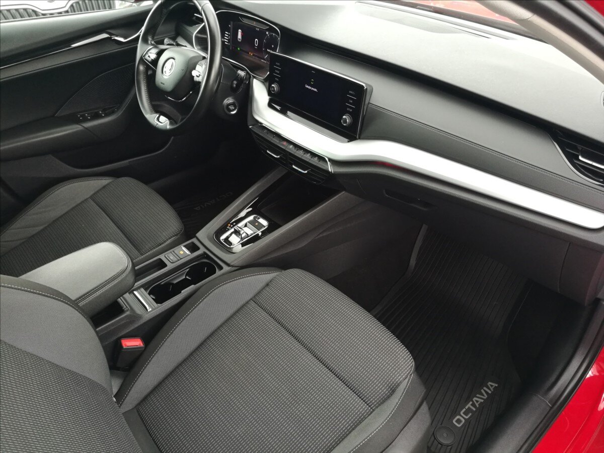 Škoda Octavia Kombi 2,0 l 85 kw