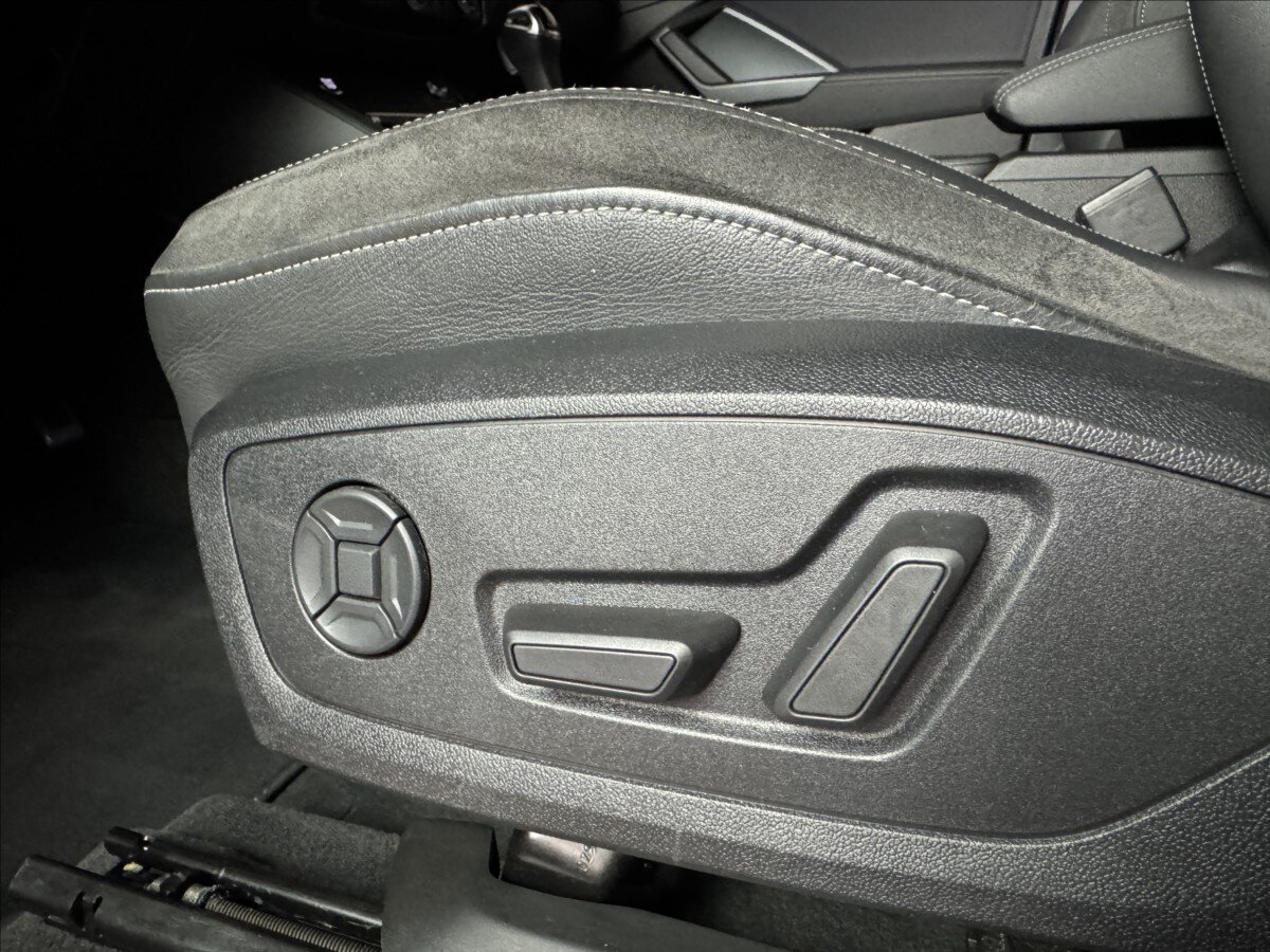 Audi Q3 SUV 2,0 l 140 kw