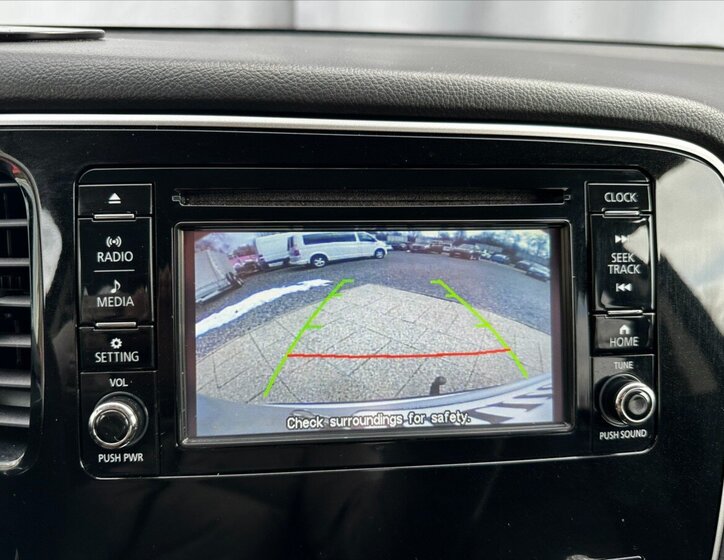 Mitsubishi Outlander Kombi 2,0 l 110 kw