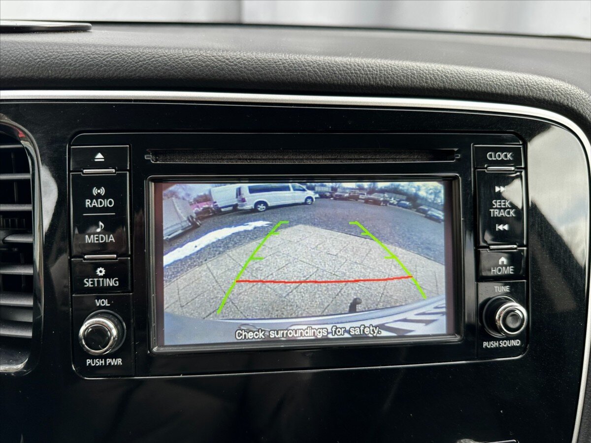 Mitsubishi Outlander Kombi 2,0 l 110 kw