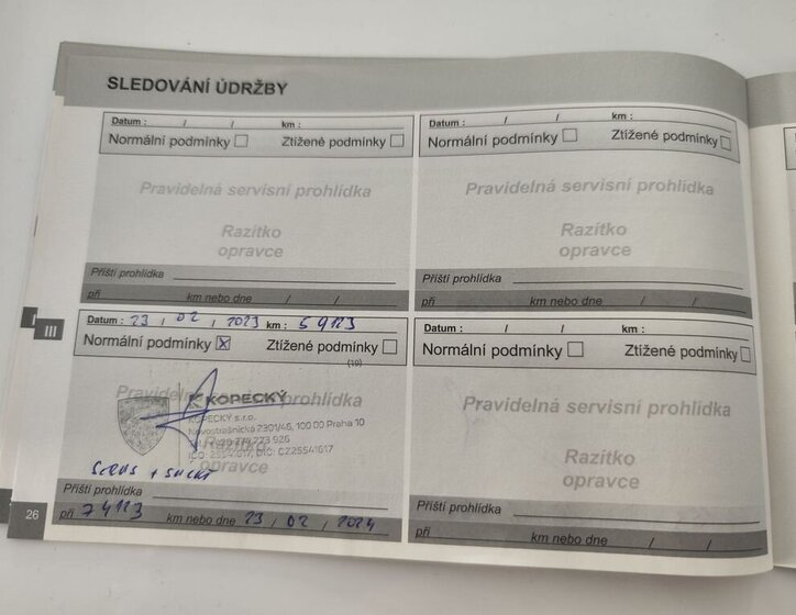 Peugeot 2008 SUV / Terénní 1,2 l 81 kw